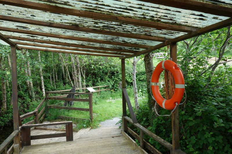 Repairing a Damaged Flagpole